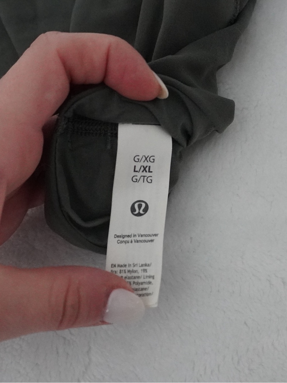 Lululemon Bend This Scoop and Square Bra - Picture 3 of 5